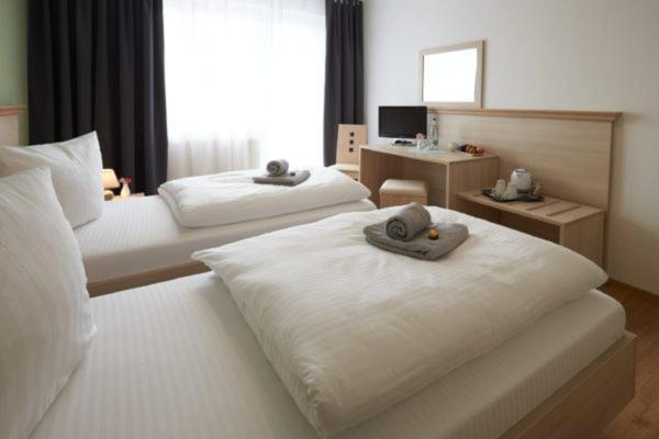 Hotel Weimarer Berg Apolda Bagian luar foto