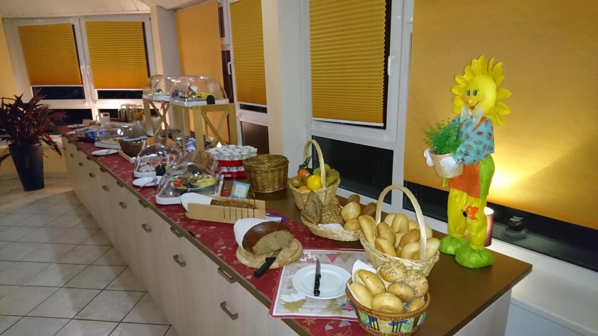Hotel Weimarer Berg Apolda Bagian luar foto